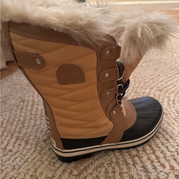 Sorel Tofino Boots - Size 5, NEW! - Picture 1 of 9